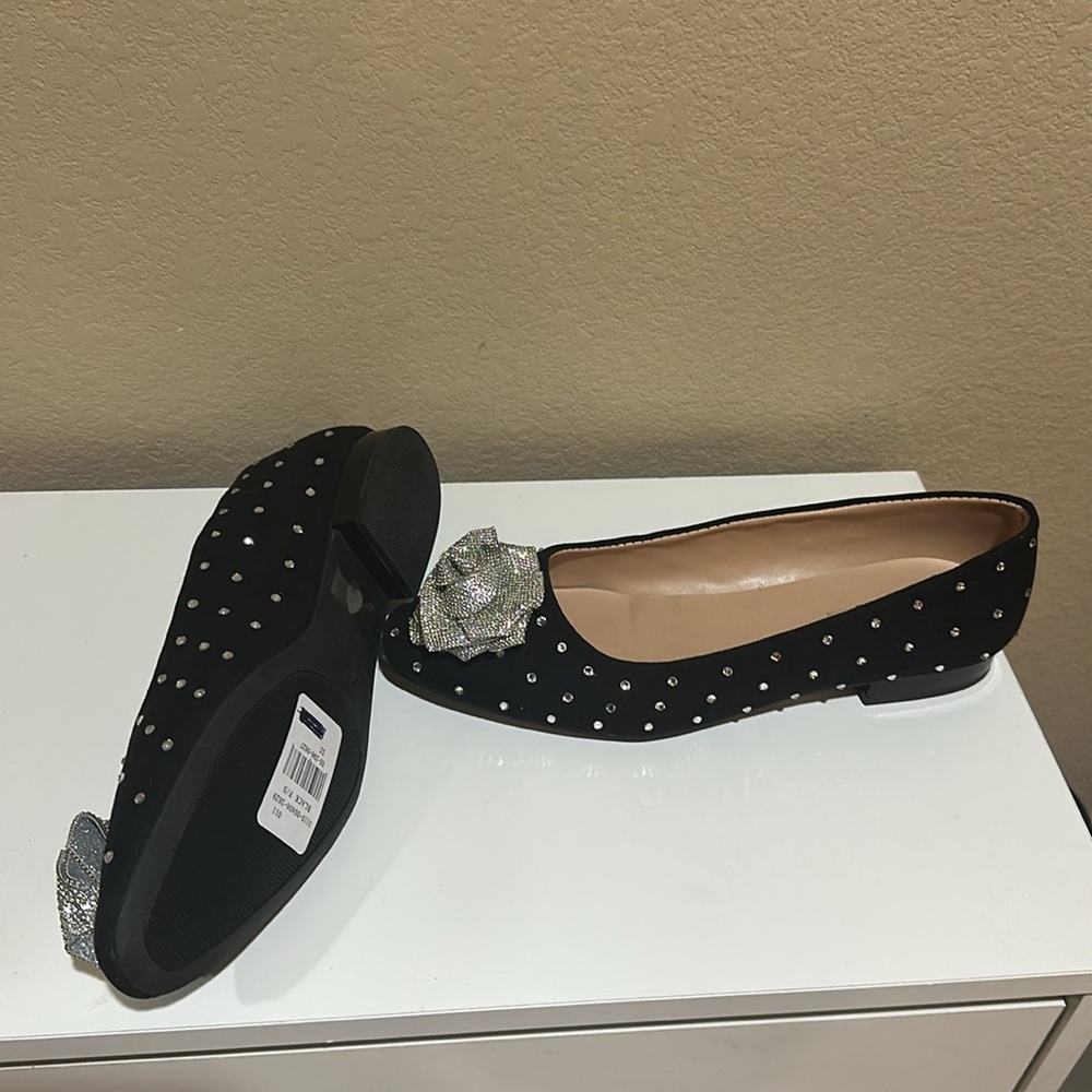 Rouge! Rhinestone Flower Studded Flats - Black Suede size 8.5 - Picture 3 of 7